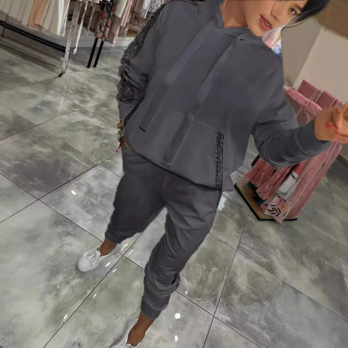 Ensemble Femme en Molleton avec Capuche Premium