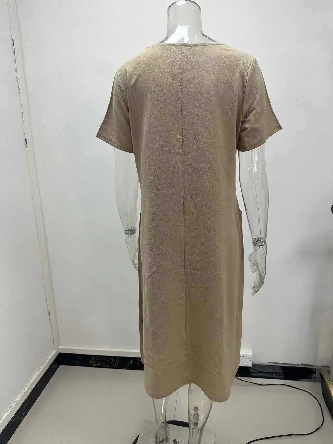 Robe Femme Élégante en Tissu Premium avec Poches